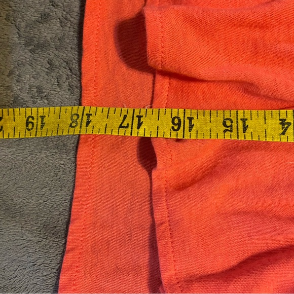 ⭐️4 for $20 NWOT woman’s size XS TP Express top - Picture 6 of 6